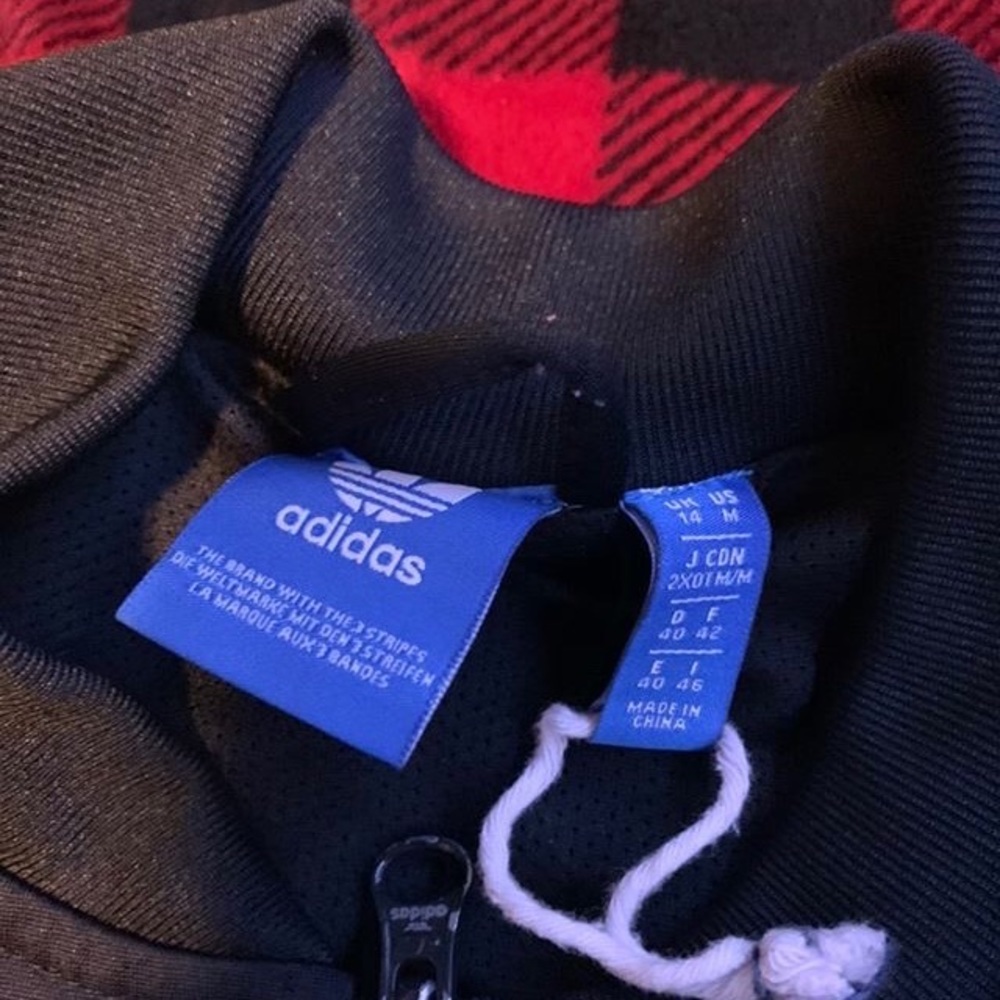 Adidas jacket - Picture 4 of 4